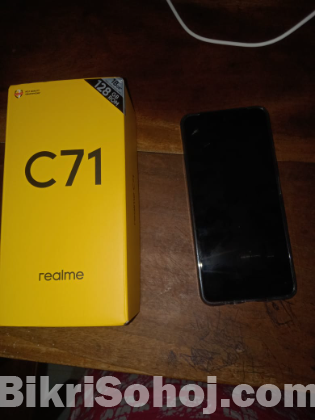 Realme C71